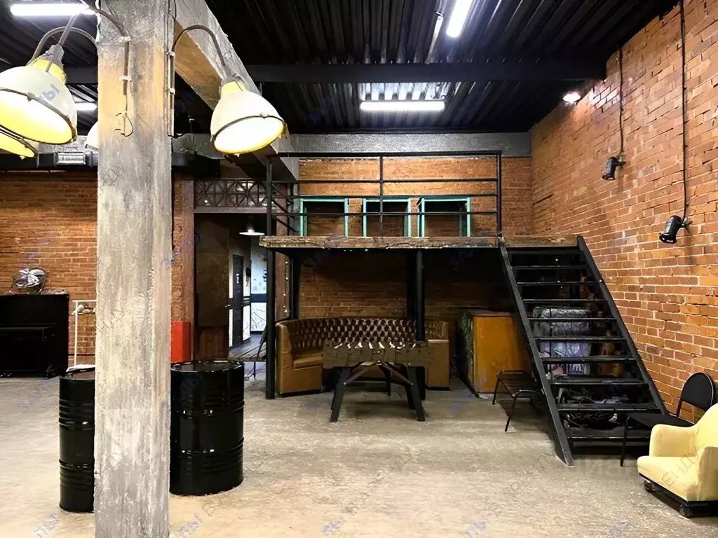 Помещение свободного назначения в Краснодарский край, Кореновск ул. ... - Фото 0