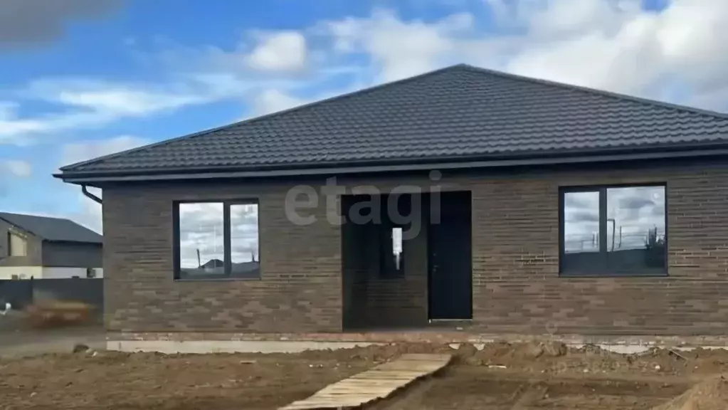 Участок в Саратовская область, Энгельсский район, Красноярское ... - Фото 1