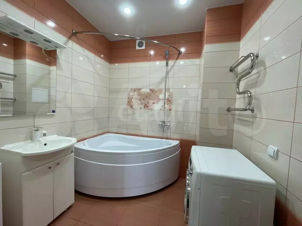 2-к. квартира, 58 м, 1/8 эт. - Фото 1