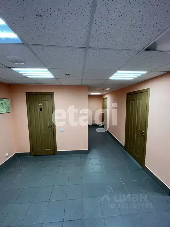 Офис в Ямало-Ненецкий АО, Новый Уренгой Оптимистов мкр, 6/2 (156 м) - Фото 0