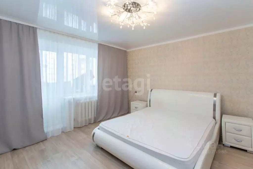 2-к кв. Тюменская область, Тобольск 9-й мкр, 3Б (52.0 м) - Фото 1