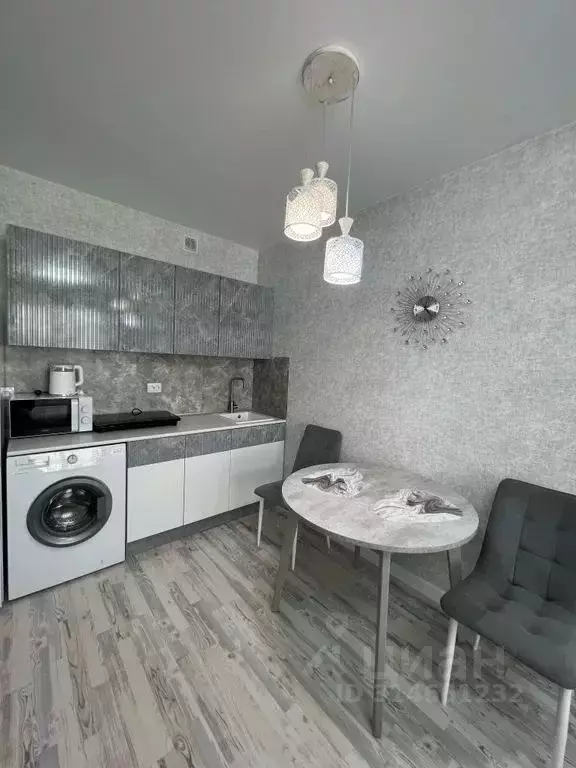 Студия Новосибирская область, Обь Геодезическая ул., 6Вк1 (28.0 м) - Фото 1