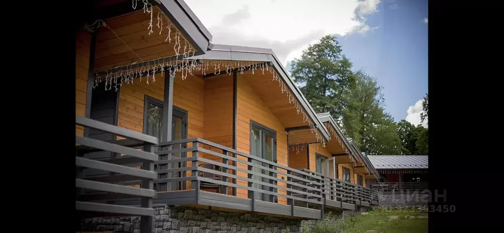 Дом в Карачаево-Черкесия, Зеленчукский район, с. Архыз ул. Лесная, 2Н ... - Фото 1