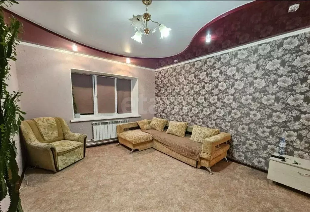 1-к кв. Белгородская область, Губкин Севастопольская ул., 109 (40.0 м) - Фото 0