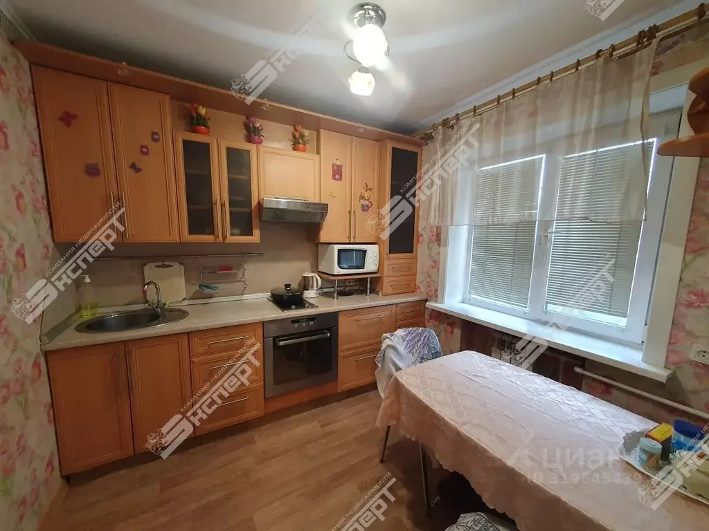2-к кв. Сахалинская область, Южно-Сахалинск просп. Мира, 157 (44.5 м) - Фото 0