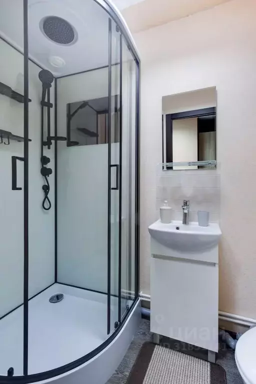 Комната Хабаровский край, Хабаровск Уссурийская ул., 7 (27.0 м) - Фото 1