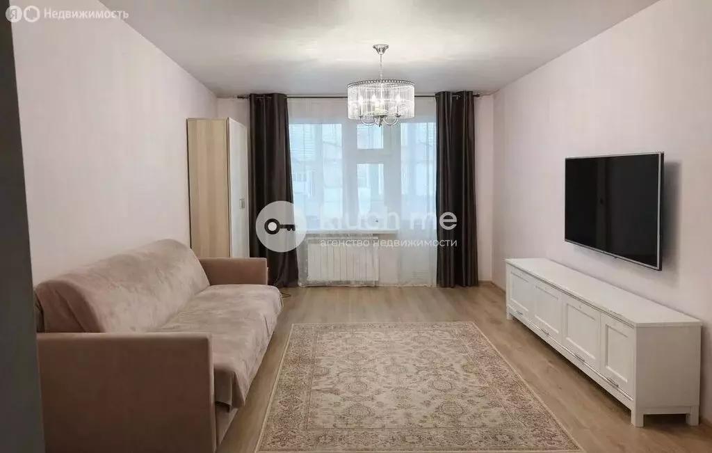 3-комнатная квартира: Казань, Чистопольская улица, 17 (66 м) - Фото 1