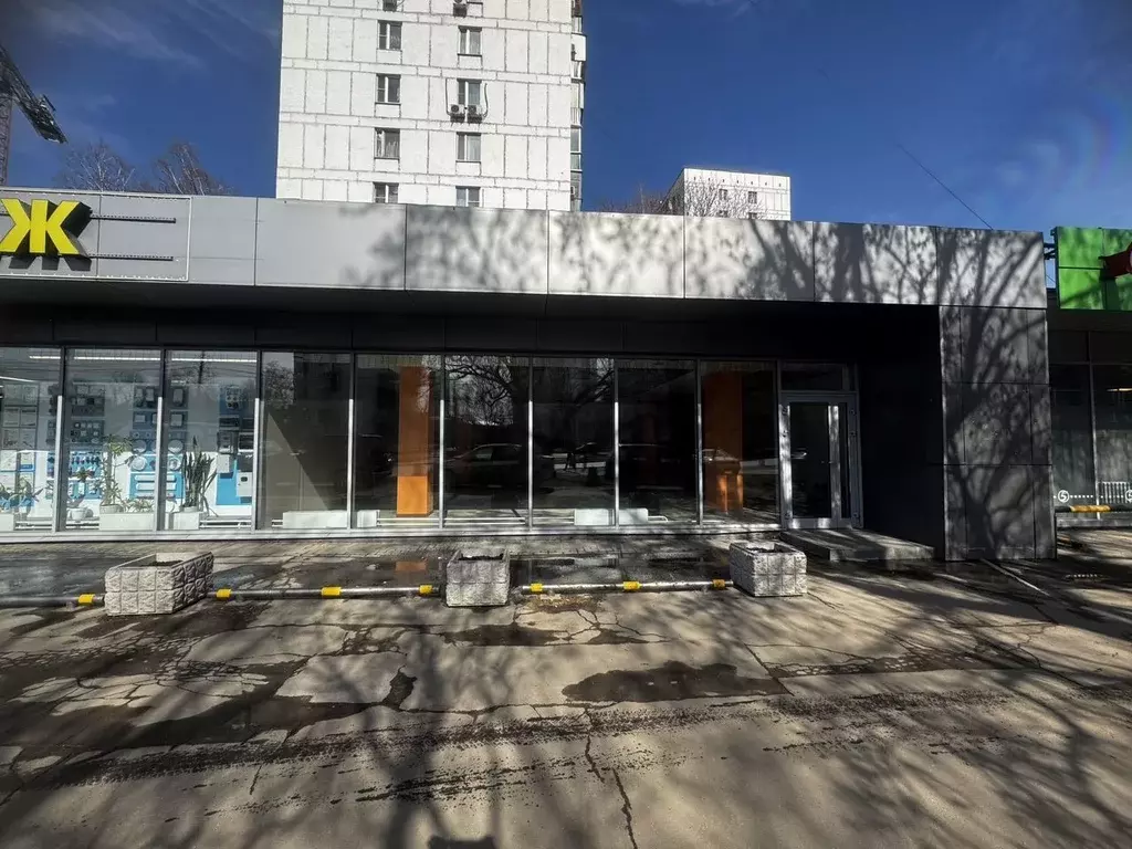 Торговая площадь в Москва ул. Паперника, 7К1 (235 м) - Фото 1