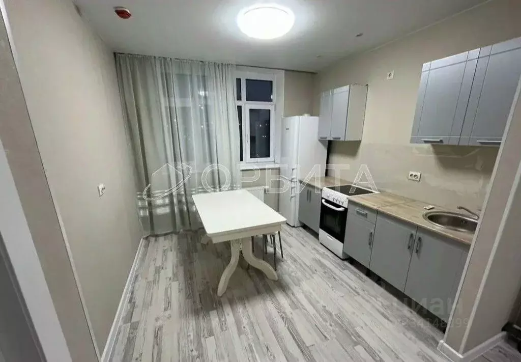 1-к кв. Тюменская область, Тюмень ул. Первооткрывателей, 10 (43.2 м) - Фото 2