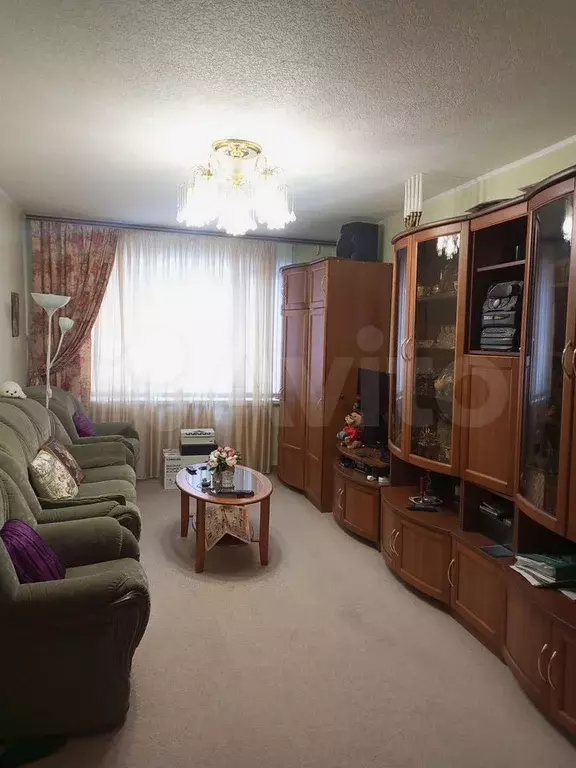 3-к. квартира, 60 м, 1/9 эт. - Фото 0