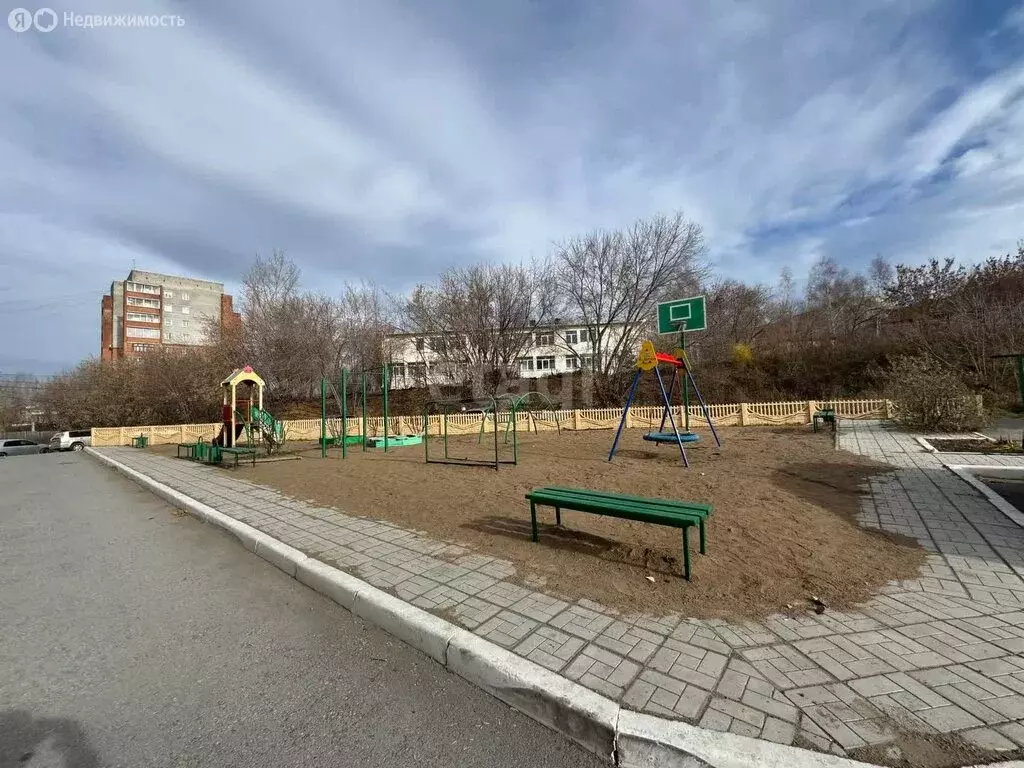 Квартира-студия: Ачинск, улица Фрунзе, 13 (33.7 м) - Фото 0