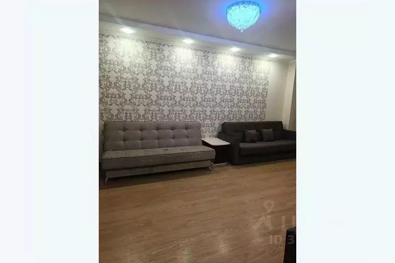 2-к кв. Ханты-Мансийский АО, Нягань 7-й мкр, 1 (56.0 м) - Фото 0