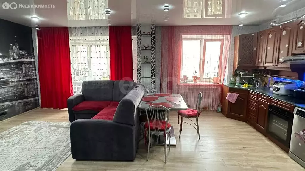 3-комнатная квартира: Норильск, улица Лауреатов, 53 (70 м) - Фото 0