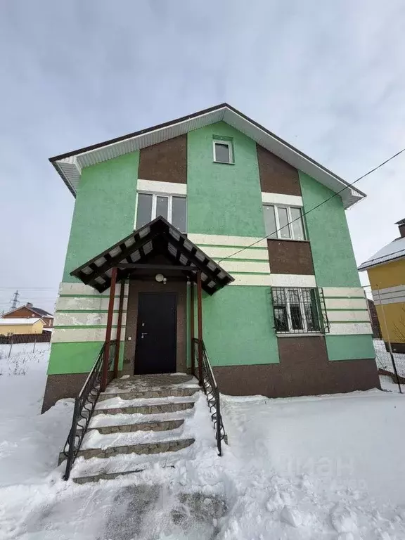 Дом в Самарская область, Кинельский с/пос, пос. Кинельский, ... - Фото 1