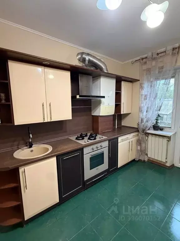 3-к кв. Астраханская область, Астрахань Тихий пер., 6 (100.0 м) - Фото 2