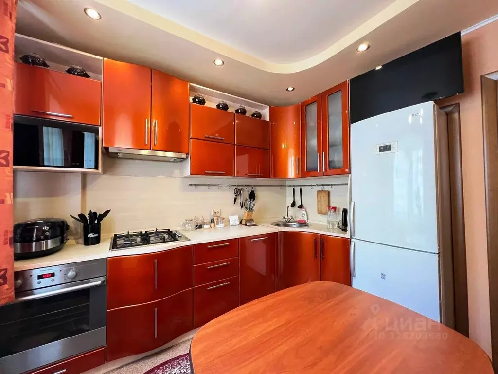 3-к кв. Ярославская область, Ярославль ул. Космонавтов, 27 (64.9 м) - Фото 1