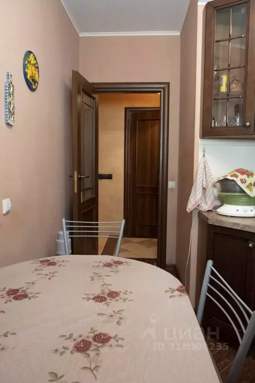3-к кв. Москва ул. Гарибальди, 5к1 (70.8 м) - Фото 0