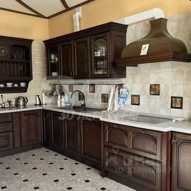 6-к кв. Тюменская область, Тюмень ул. Пржевальского, 35 (256.1 м) - Фото 1