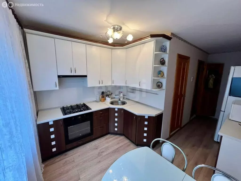3-комнатная квартира: Всеволожск, Александровская улица, 84 (73.6 м) - Фото 1