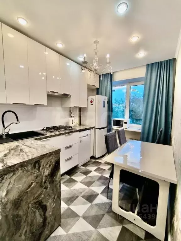 3-к кв. Курская область, Курск ул. Ленина, 94 (62.7 м) - Фото 1