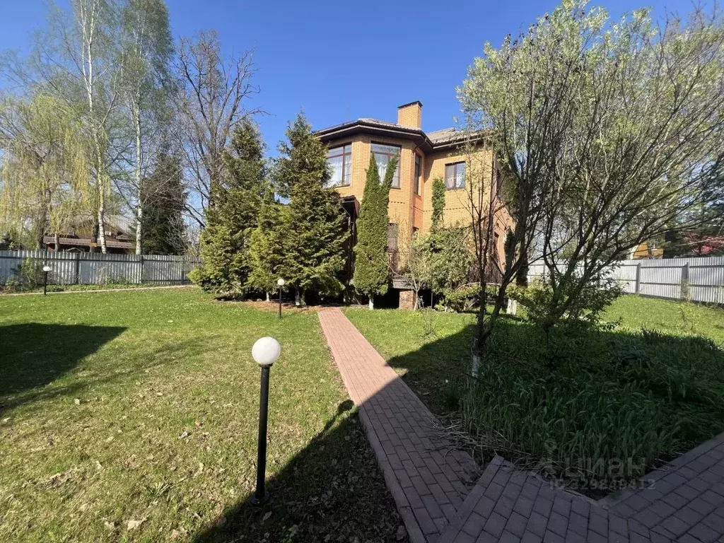Коттедж в Московская область, Наро-Фоминский городской округ, д. ... - Фото 1