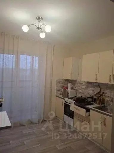 2-к кв. Волгоградская область, Волгоград Ангарская ул., 7Б (68.0 м) - Фото 1