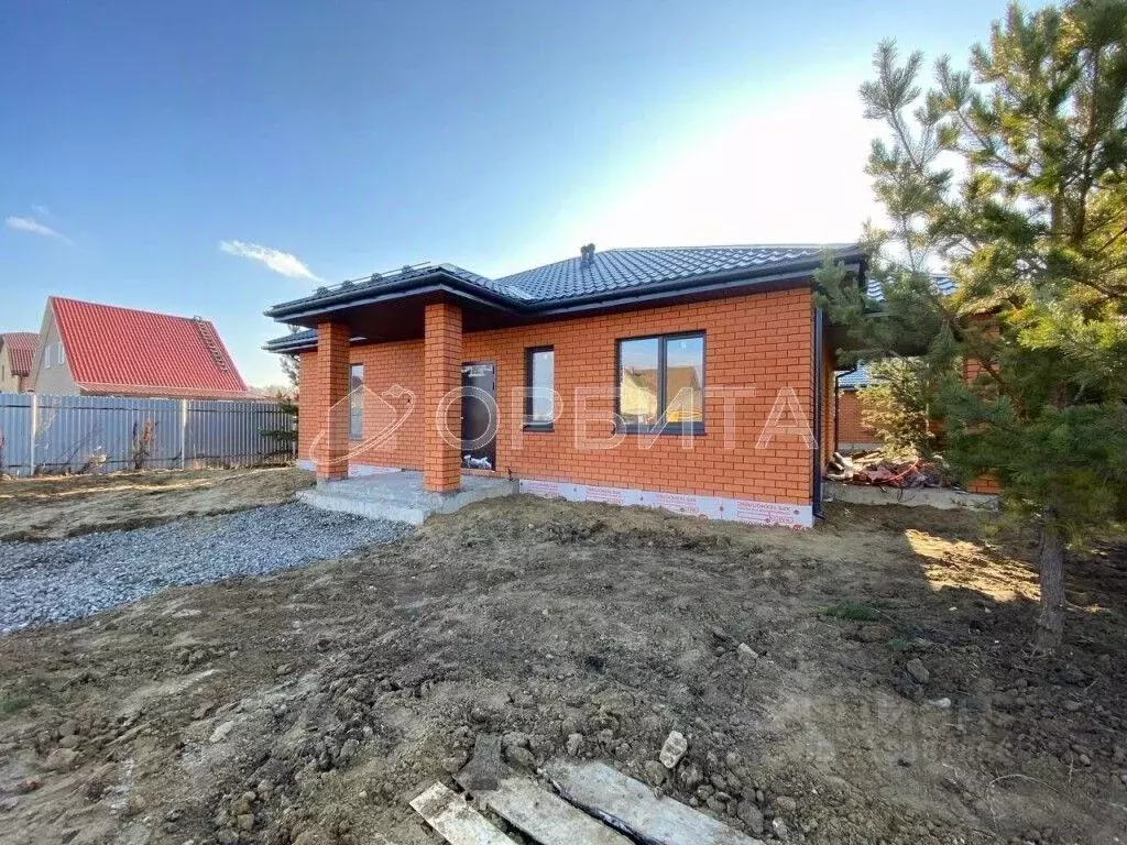 Дом в Тюменская область, Тюменский район, д. Ушакова  (118 м) - Фото 1