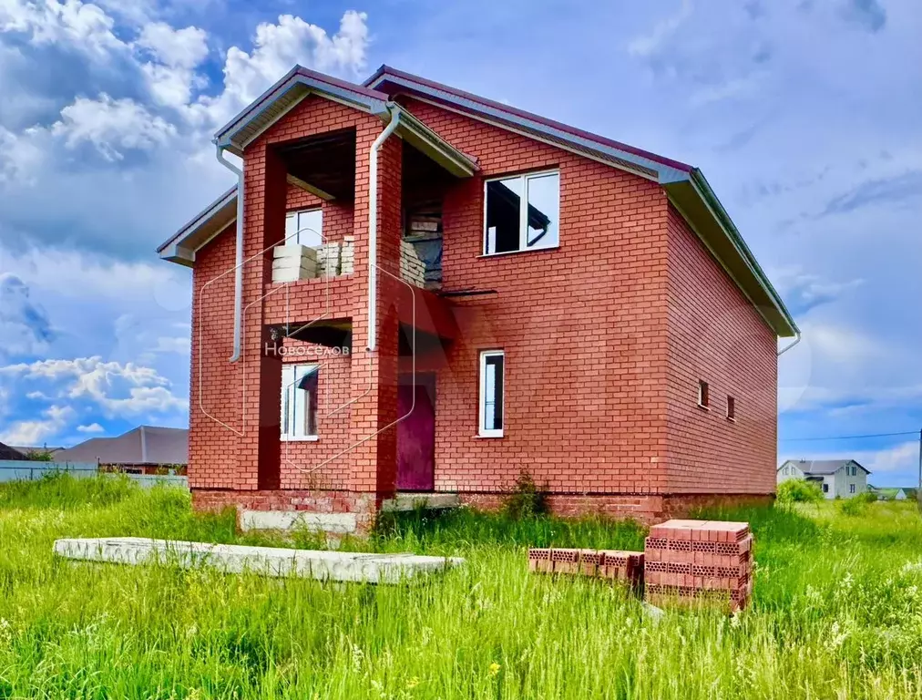 Дом 240 м на участке 9 сот. - Фото 1