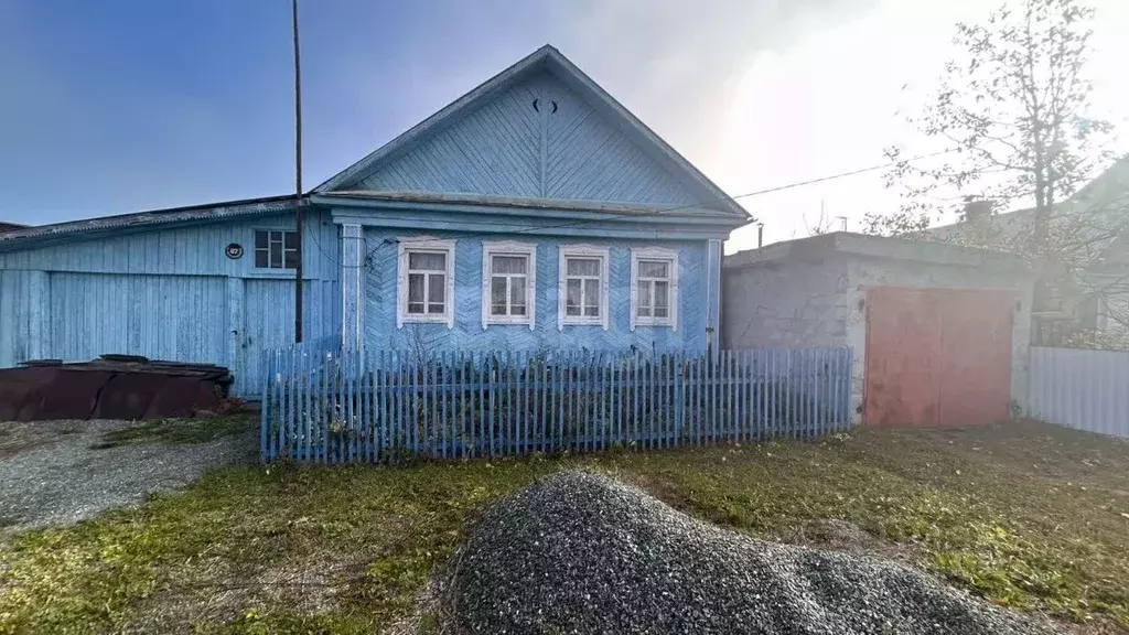 Дом в Свердловская область, Горноуральский муниципальный округ, с. ... - Фото 1