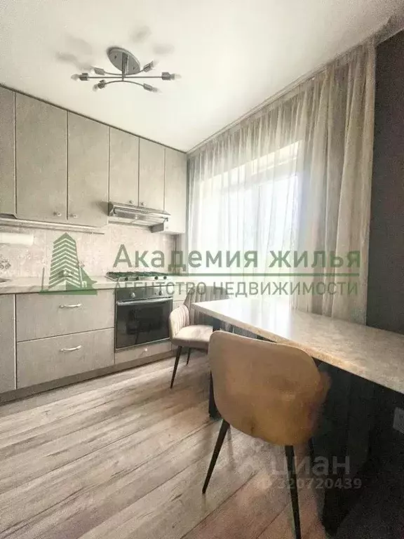 3-к кв. Саратовская область, Саратов просп. Строителей, 68 (43.0 м) - Фото 0