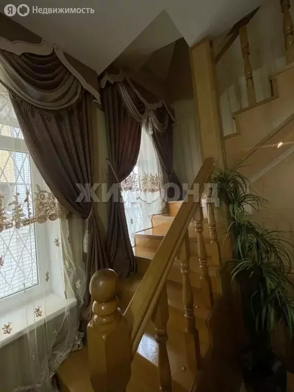 Дом в станица Незлобная, улица 19-я Линия (360 м) - Фото 1