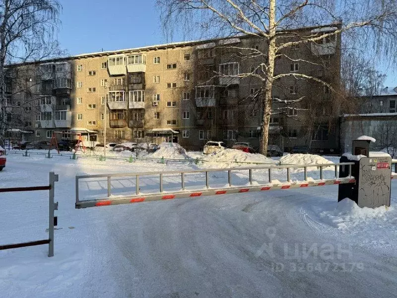 2-к кв. Свердловская область, Екатеринбург ул. Машинная, 42к2 (43.9 м) - Фото 1