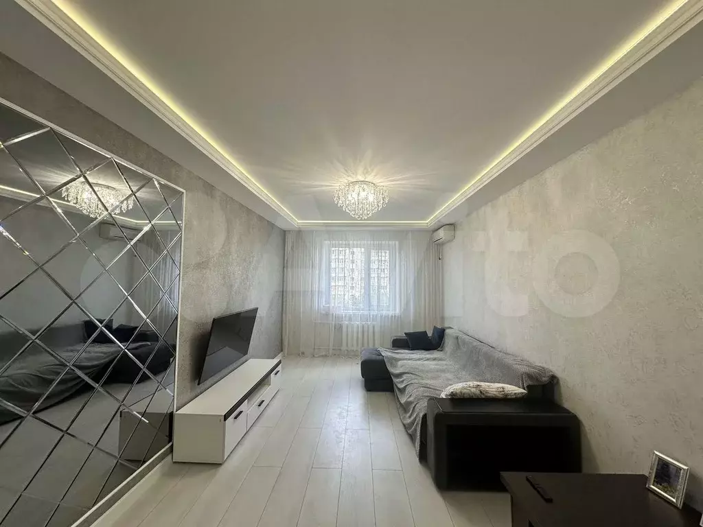 5-к. квартира, 95 м, 4/10 эт. - Фото 0