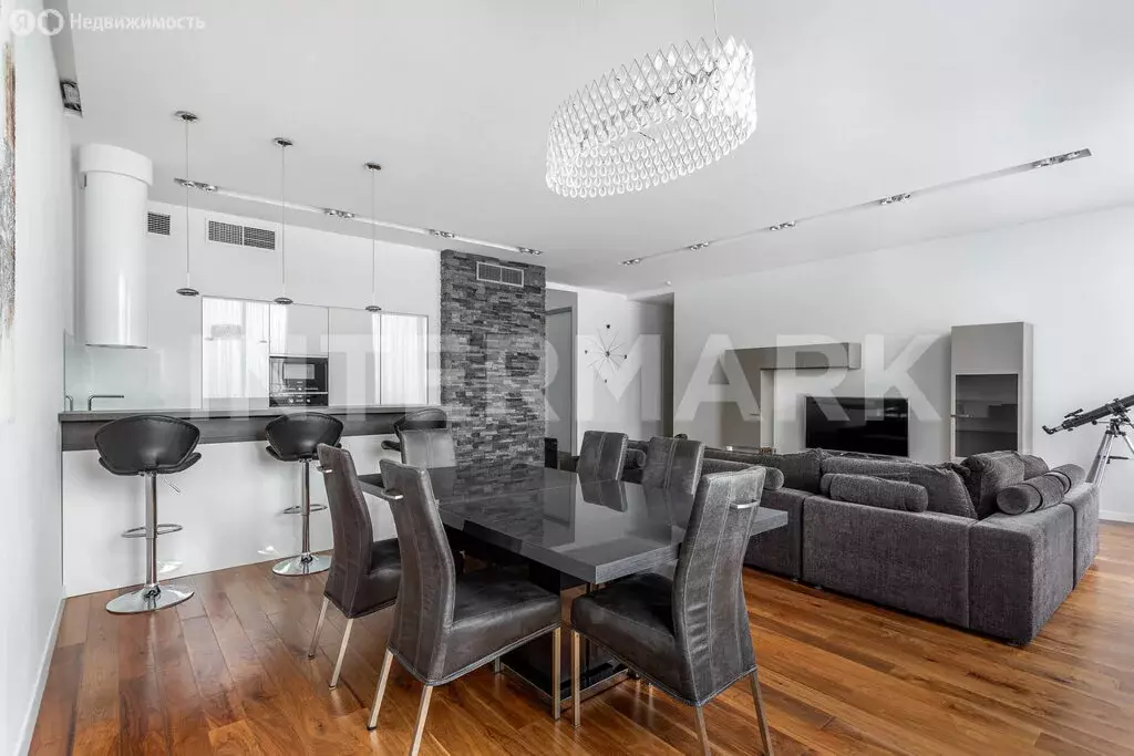 4-комнатная квартира: Москва, Мосфильмовская улица, 8 (141 м) - Фото 1