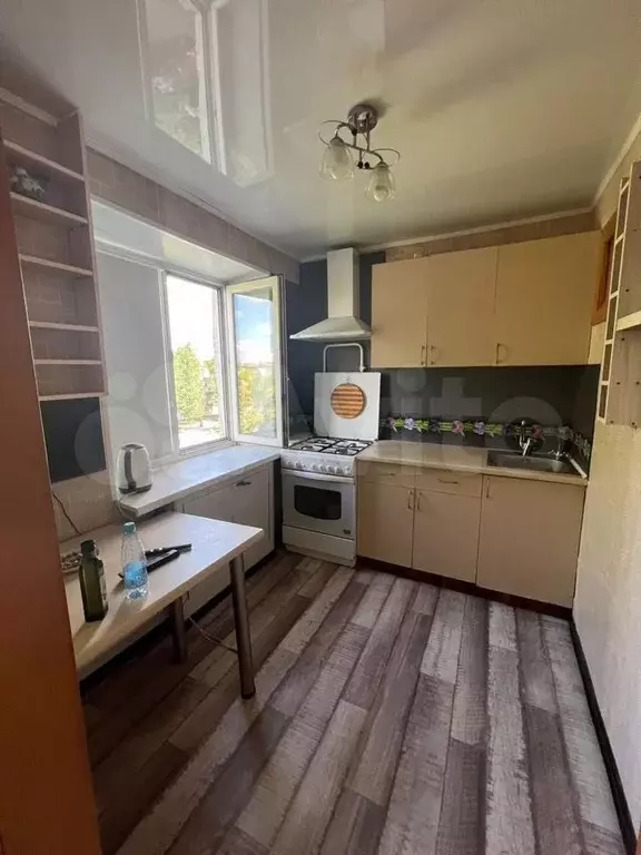 2-к. квартира, 42 м, 5/5 эт. - Фото 0
