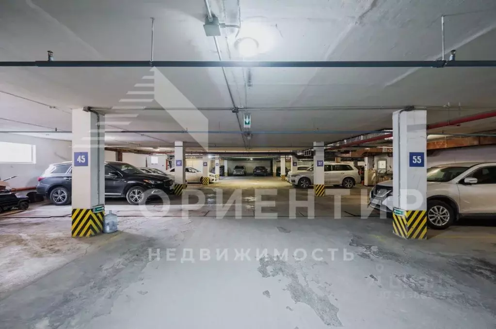 Гараж в Свердловская область, Екатеринбург ул. Московская, 70 (15 м) - Фото 1