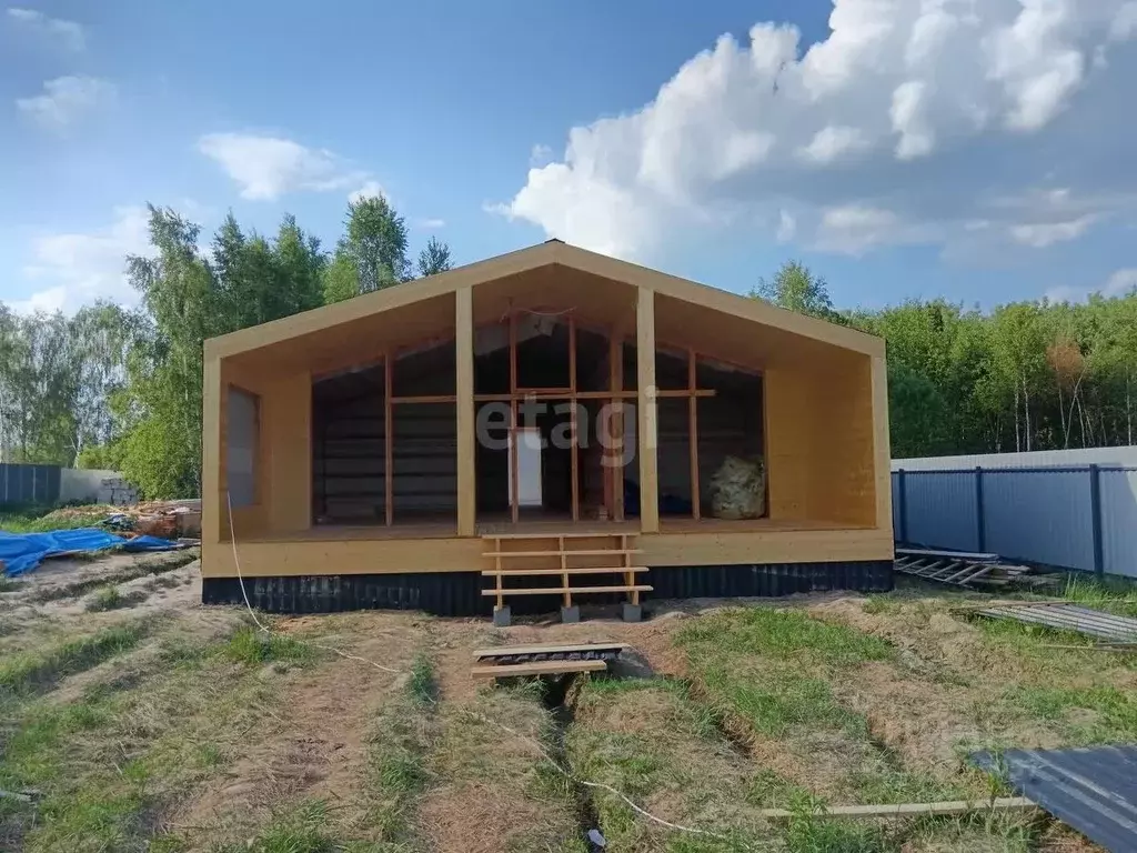 Дом в Калужская область, Перемышльский район, Большие Козлы с/пос, д. ... - Фото 0
