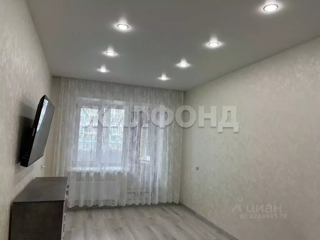 1-к кв. Хакасия, Абакан ул. Генерала Тихонова, 6 (37.5 м) - Фото 1