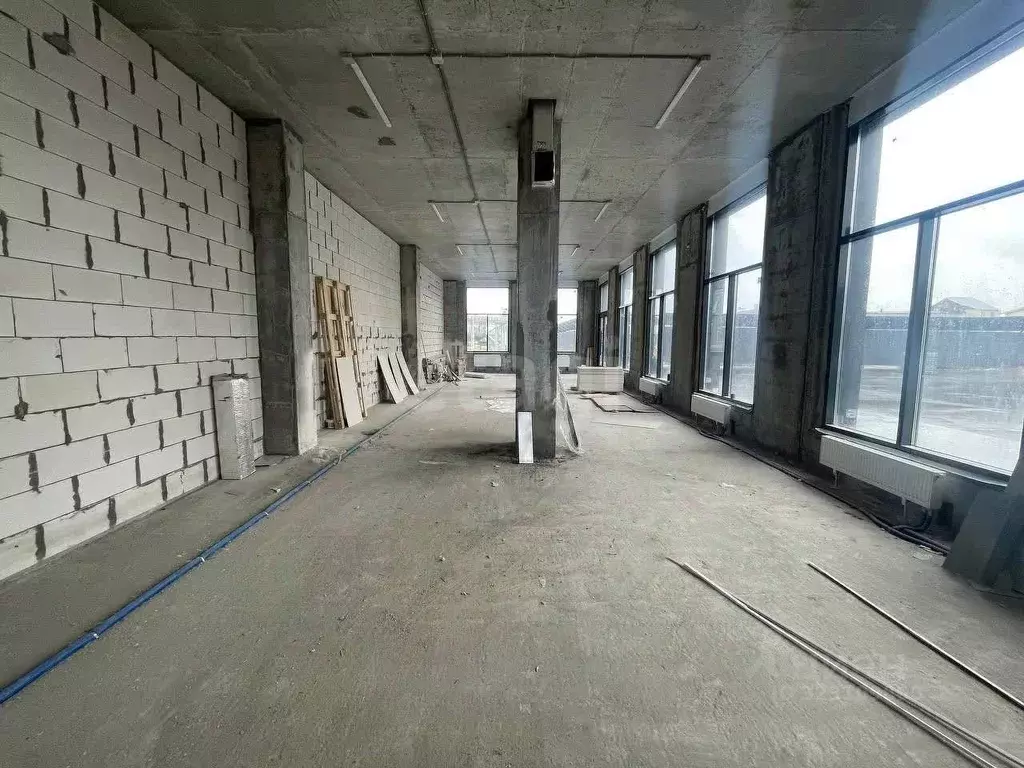 Помещение свободного назначения в Тюменская область, Тюмень ул. ... - Фото 1