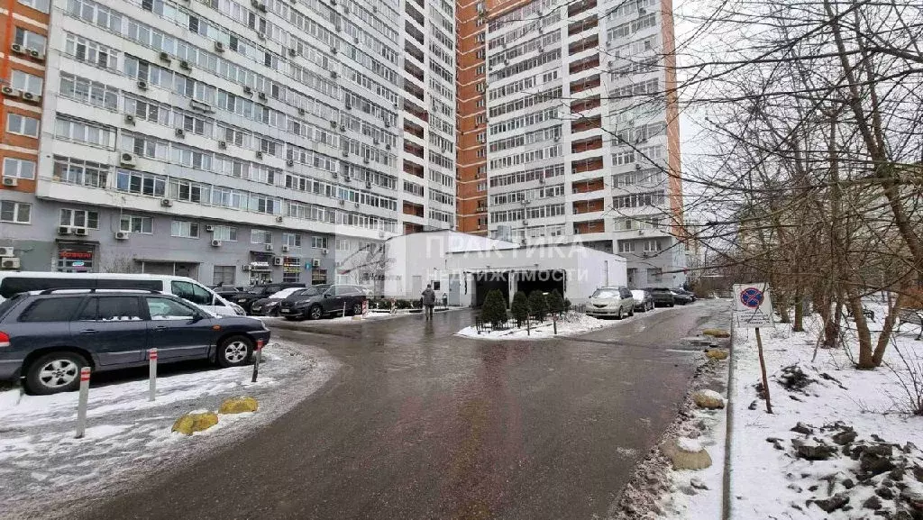 Продается 4-комнатная квартира - Фото 2