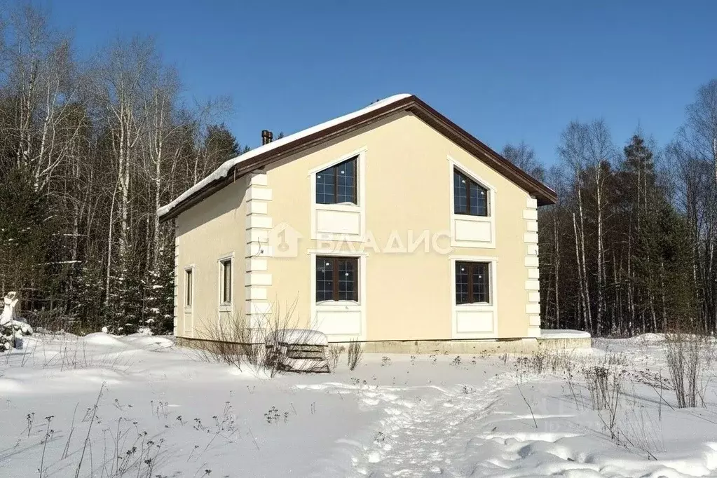 Дом в Карелия, Прионежский район, с. Деревянное ул. Брусничная (241 м) - Фото 1