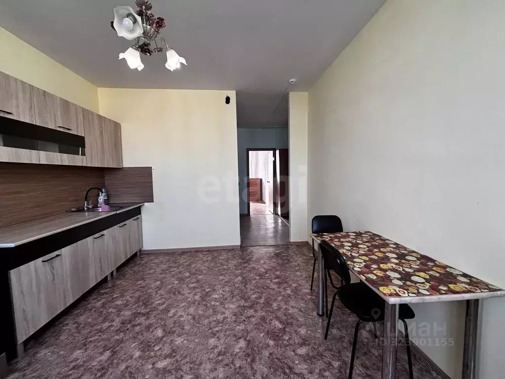 1-к кв. Оренбургская область, Оренбург Салмышская ул., 74 (46.7 м) - Фото 1