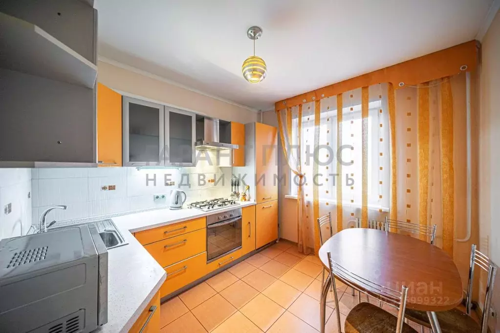 3-к кв. Липецкая область, Липецк ул. Теперика, 7 (64.0 м) - Фото 0