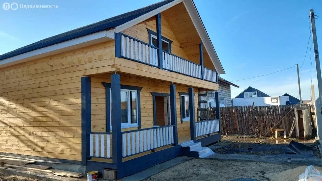 Дом в Максимовщина, Придорожная улица (135 м) - Фото 0