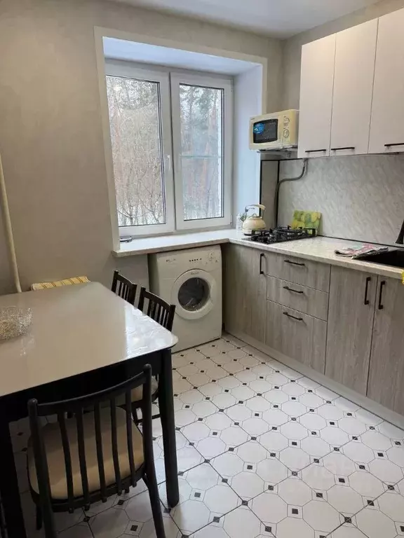 2-к кв. Московская область, Люберцы городской округ, Красково пгт ул. ... - Фото 1