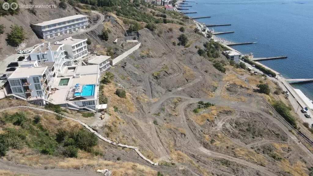 Участок в Республика Крым, муниципальный округ Алушта, посёлок ... - Фото 2