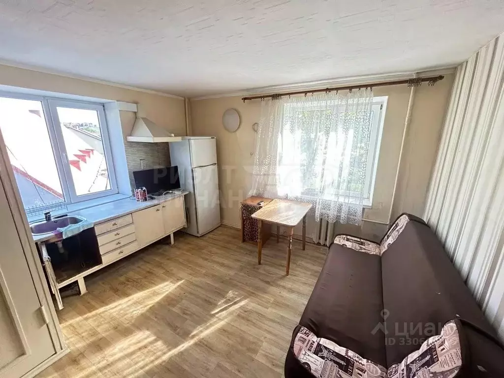 Комната Калининградская область, Калининград Красная ул., 136 (16.0 м) - Фото 1