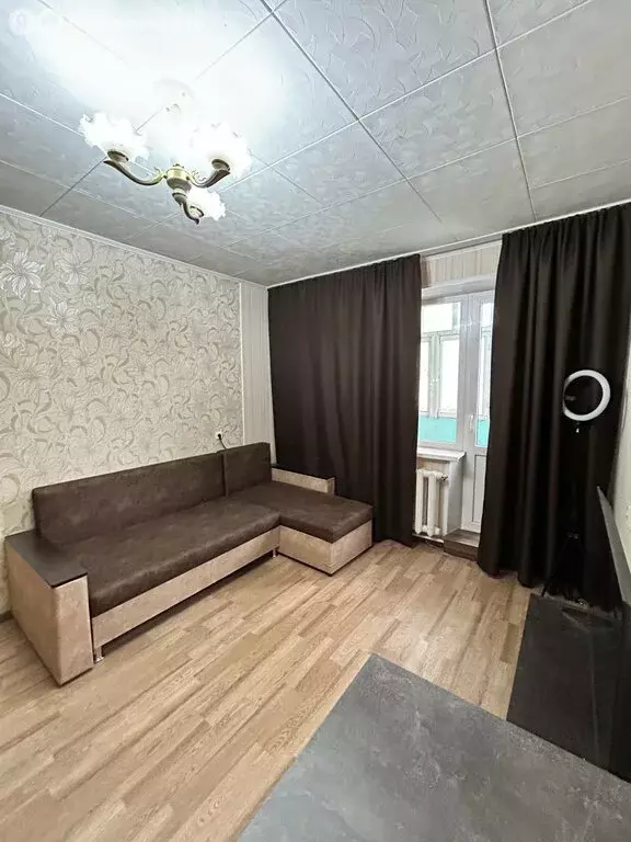 1-комнатная квартира: Октябрьский, 34-й микрорайон, 12 (32.2 м) - Фото 1