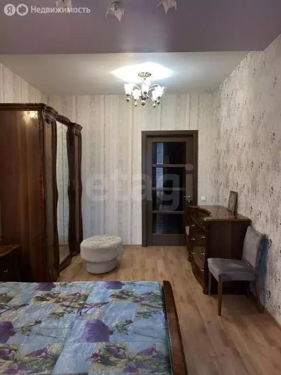 4-комнатная квартира: Новосибирск, Советский район, микрорайон ... - Фото 1