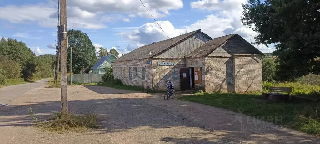 Торговая площадь в Новгородская область, Валдайский район, Любницкое ... - Фото 0